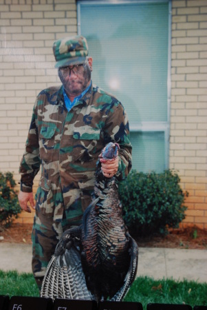 Pop with extremely large Turkey he Shot