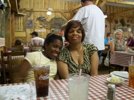 WE'RE ON VACATION IN GATLINBURG (NAYLEN & I)