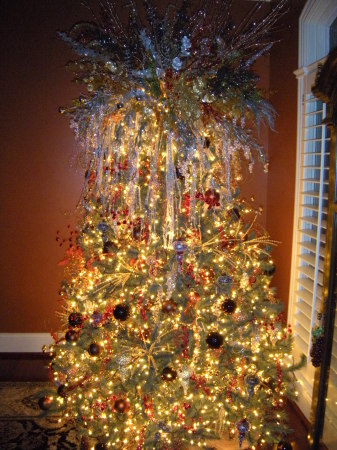 Dining room Christmas tree 2009