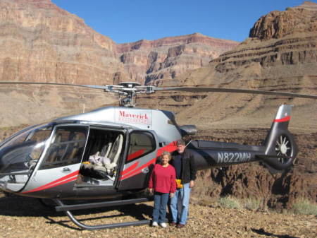 Elaine and Manni at the West Rim Grand Canyon