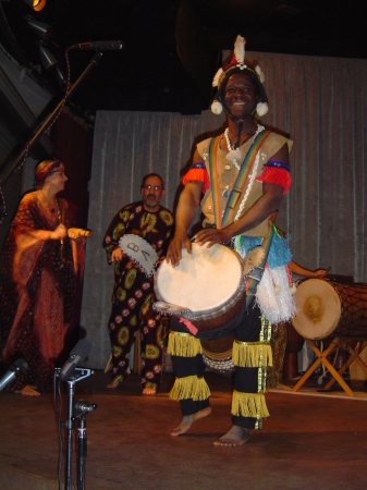 Playing dunun with 'Wadaba' Master Drummer