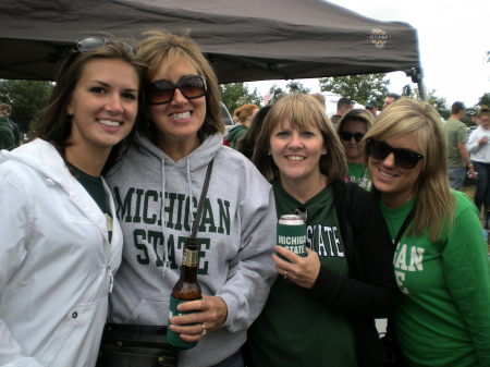 Nancy Novak's album, MSU Fun