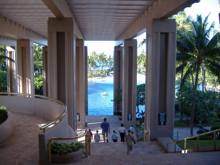 Hilton Waikoloa lobby