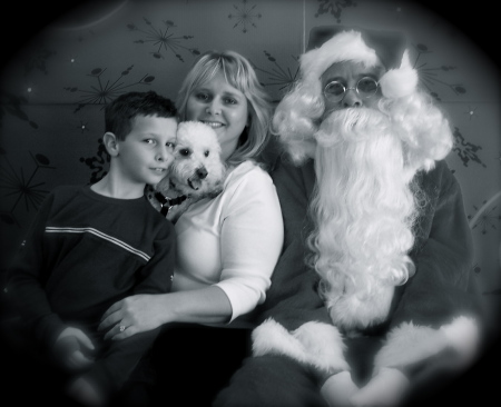 Kyle, Pam, Santa & Chili Dog (2008)