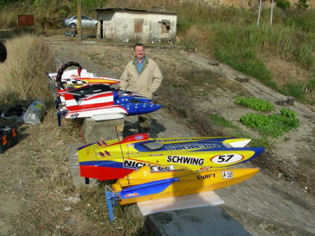 Bill Testing boats in Guangzhou China 01-09