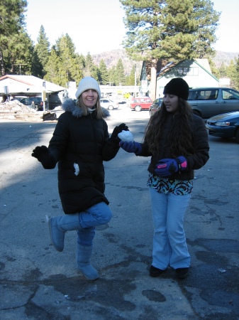 Snow Day Jan 09 - Cindy and Jordan