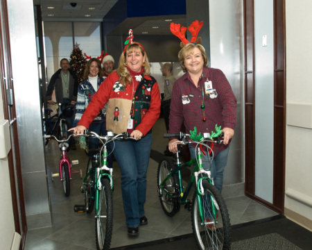 Lockheed Bike Parade - Christmas 2008