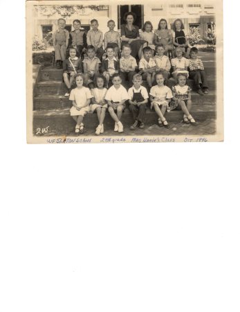 Mrs Hanies 2nd grade WF Slayton  Oct, 1946