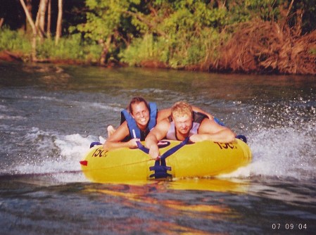 Tubing in the Tennessee River