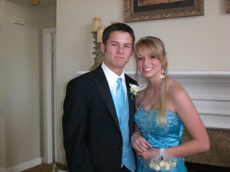 Alex, prom