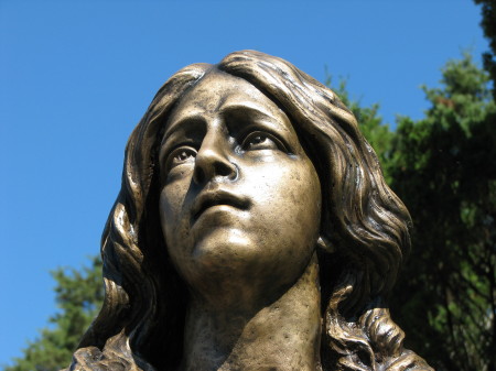 Statue at Mundelein Seminary