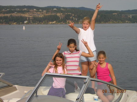 Haley & kids on our boat on lake Coeur d'Alene