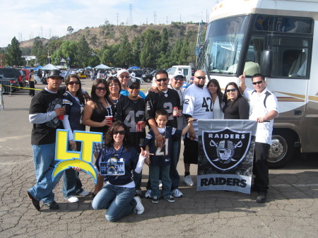 raider vs chargers 12-04-08 005