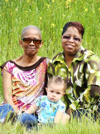 JAZZY & HER GRAND-MOTHERS