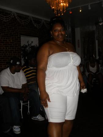 All white Affair