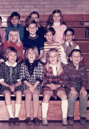 mrs wilson 2nd grade 1970/71 right group