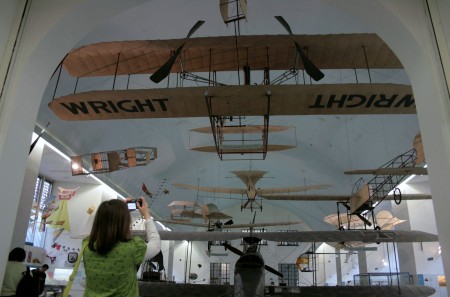 Remy and the 1909 Wright Flyer
