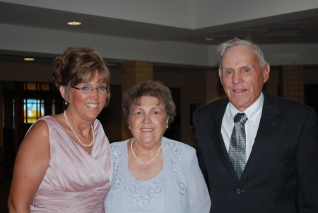 Donna with her Parents