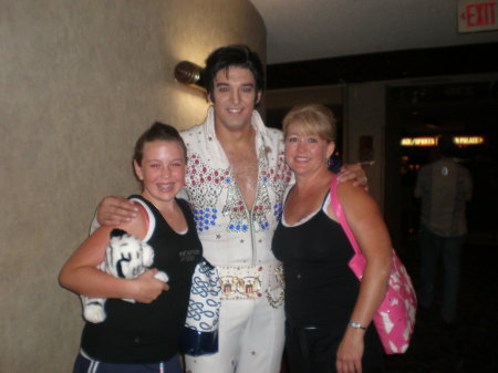 Jessica, me and Elvis!