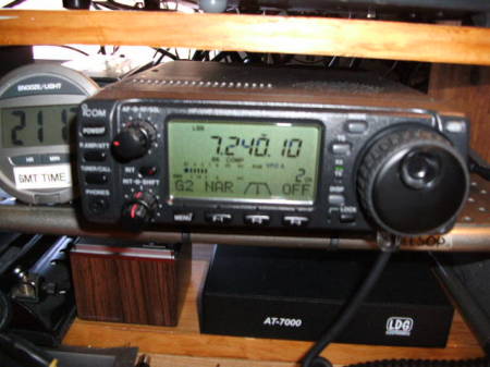 ICOM 706 HF RADIO Mobile