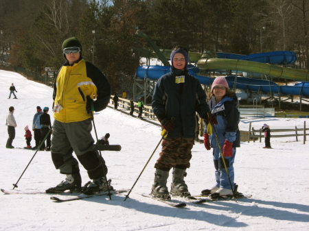 kids learning to ski