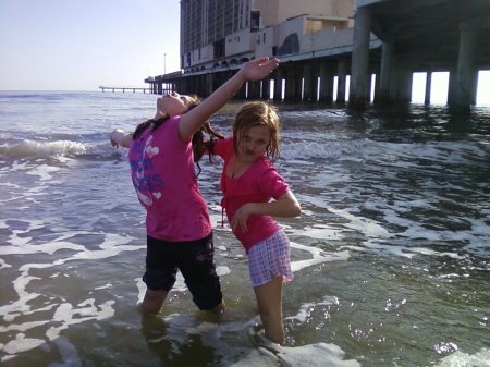 Kyrie and Morgan in Galveston