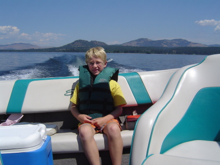 Boating on Lake Roosevelt