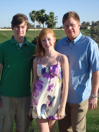Dad and kids on golf course in Arizona