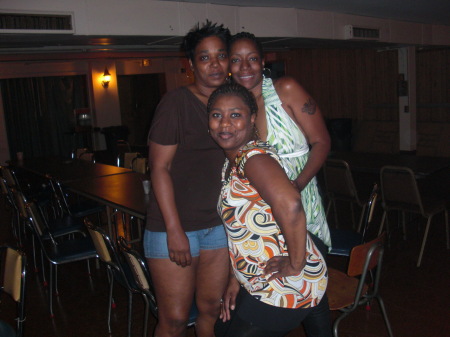 Girls for Life ..Brown/Lasalle Reunion 2009