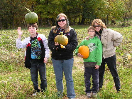 Punkin picking this year in New Haven Mo.
