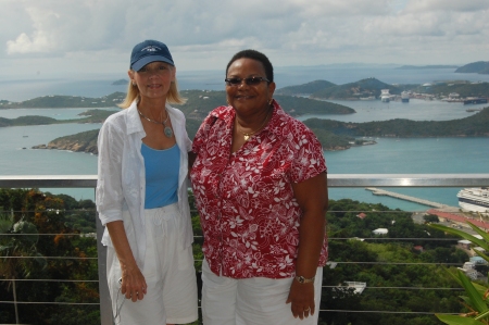 '67 Alums Helen Cavana & Valerie Bertram