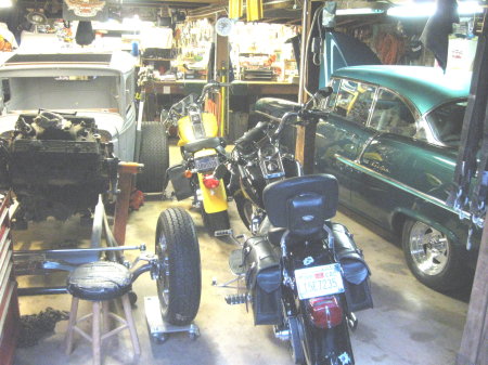 Spikes Street Rod n Scooter Garage