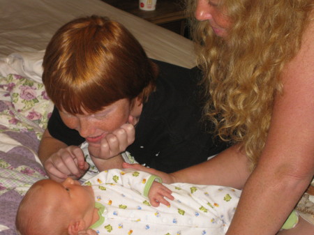 Dalton, Baby-Daniel & Grandma