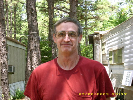 Warren Bradford's Classmates® Profile Photo