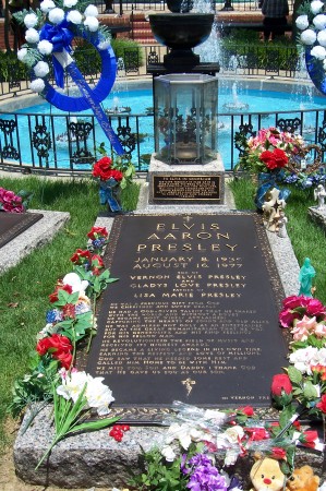Elvis' Grave