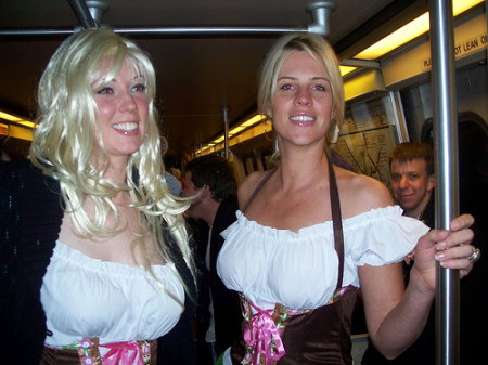 Halloween Oct 2008 - my twin was on the metro