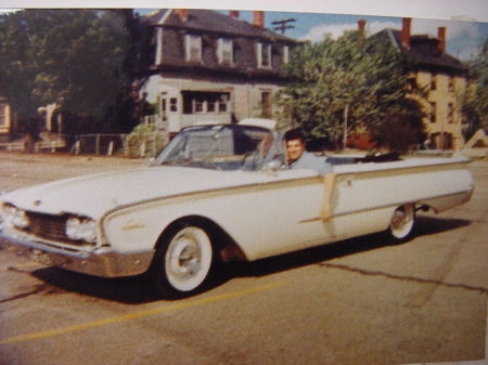 1960 Ford Sunliner in May of 1961