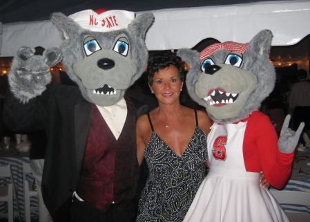 Mr & Mrs Wuf and me.....