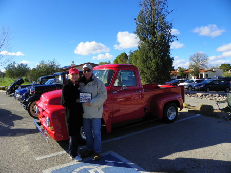 John & Dixie with award