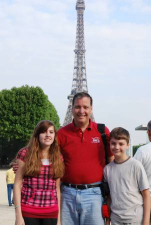 Mark and kids in Paris