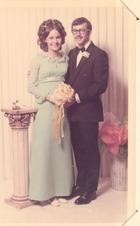 Lynn Yovanoff - Senior Prom 1969