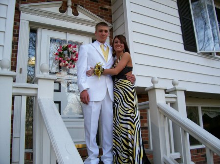 Grandson Logan 16 and date Amber prom 2009