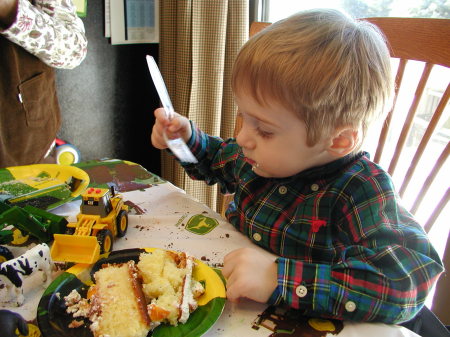 Travis, one year old, Birfday Cake!!