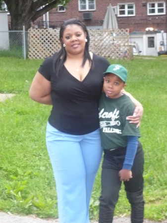 ME AND MY BABY BOY ! GAME DAY 09