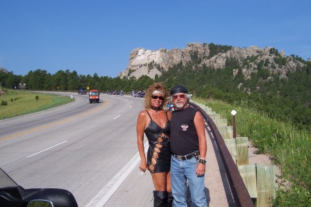 Greg and Sheri at Mount Rushmore