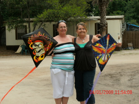 Mary Nicholas & I flying kites