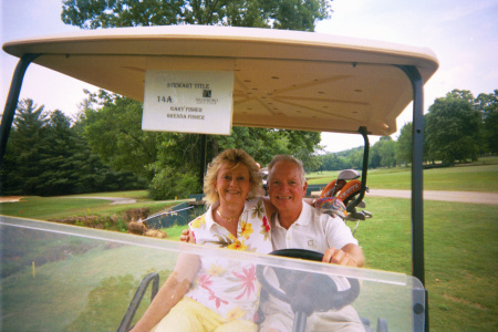 Gary & Brenda - Golfing