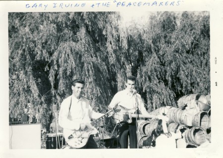 Gary Irvine and The Peacemakers