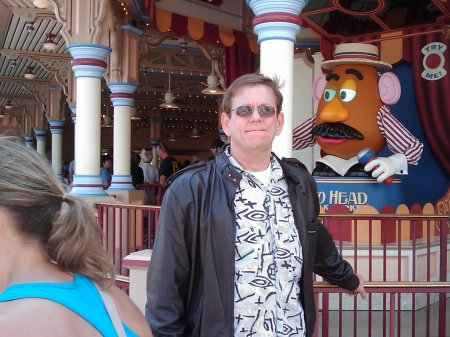 Joe in Disneyland 4-22-9