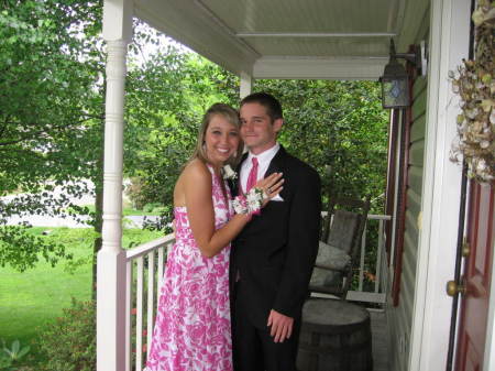 Trevor and Livi Sr/ prom 5-09